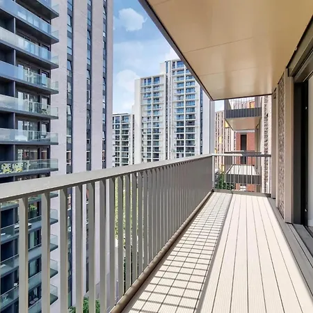 Botanical-Inspired Apartments At Repton Gardens Right In The Heart Of Wembley Park London Exterior photo