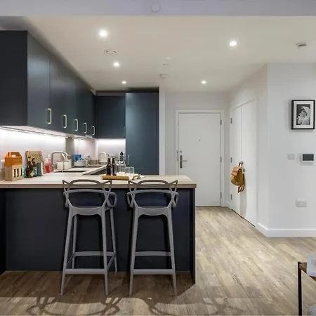 Botanical-Inspired Apartments At Repton Gardens Right In The Heart Of Wembley Park London Exterior photo